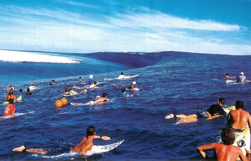 Surf Teahupo'o