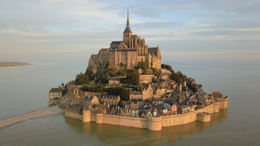 Travel to Mont Saint Michel